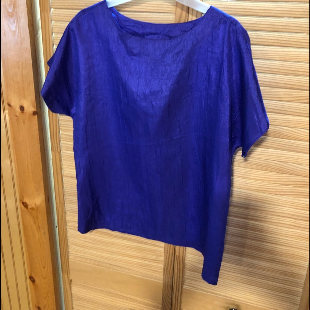 Judy Bond Top Size L in a beautiful color
